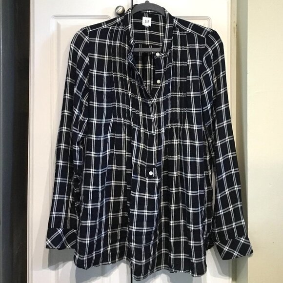 GAP Black & White Window Pane Plaid Pop Over Top - Picture 1 of 3